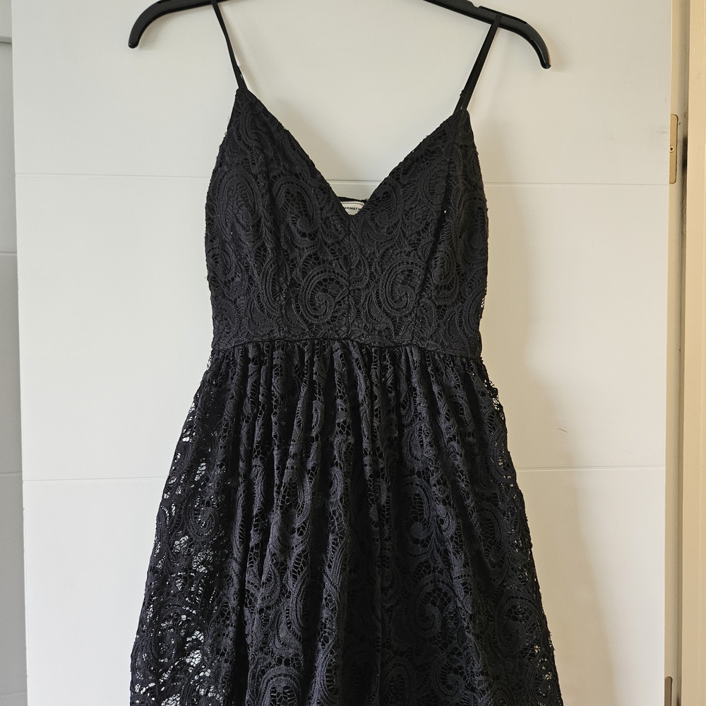 Black Lace Spaghetti Strap Dress
